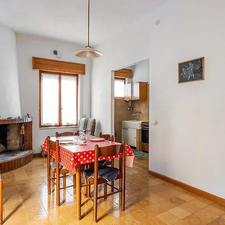 公寓 Di Buggerru-roomy With Balcony! 布杰鲁