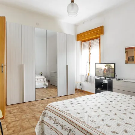 Di Buggerru-roomy With Balcony! Appartement