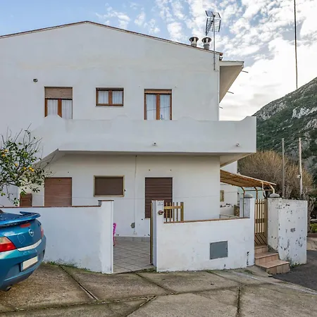 Di Buggerru-roomy With Balcony! * Buggerru